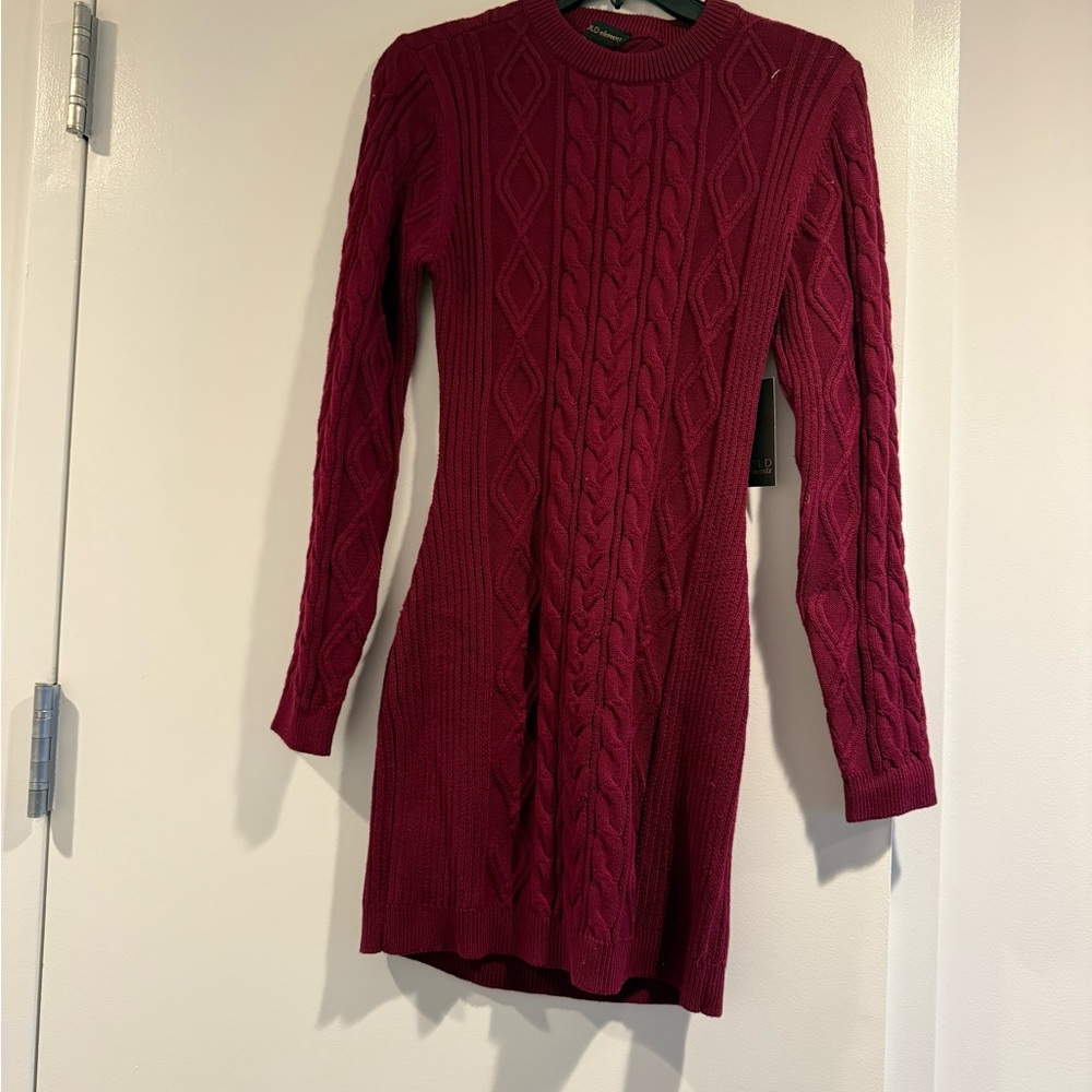 Elegant Cable Knit Burgundy Dress